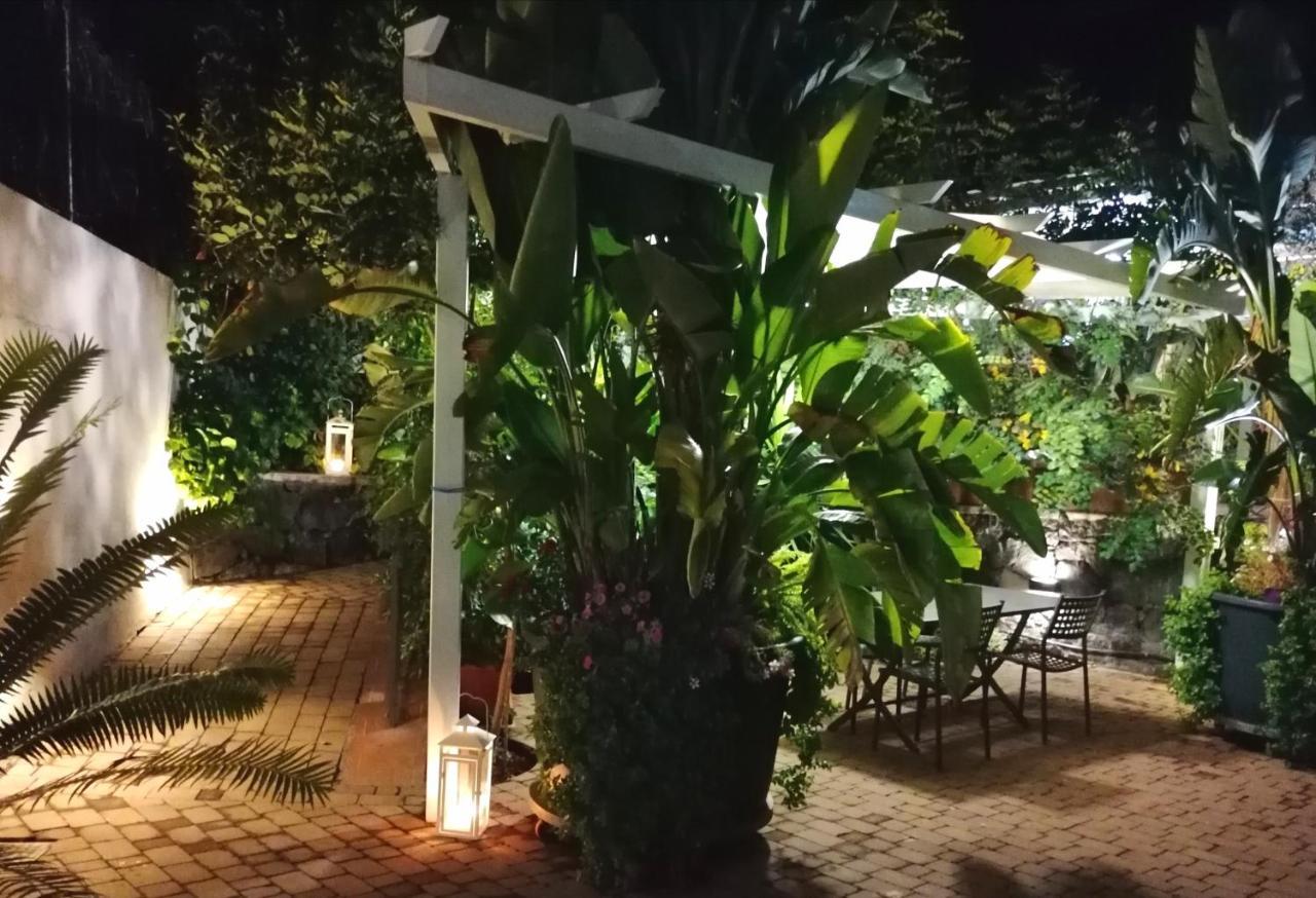 La Foresteria Garden Boutique B&B Catania Exterior photo