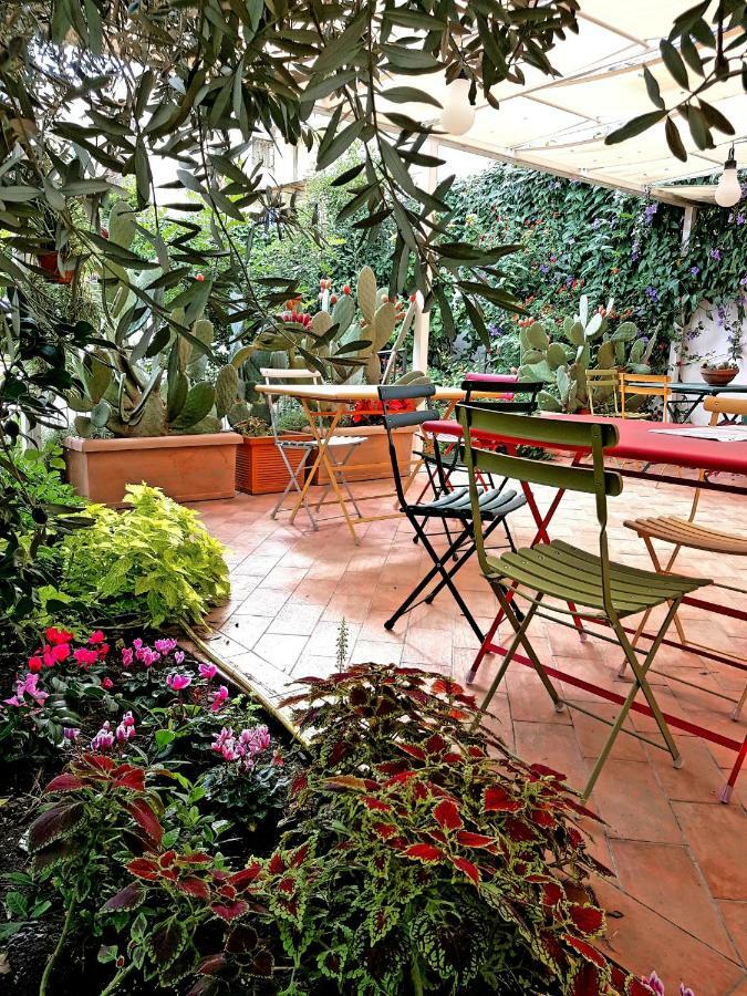 La Foresteria Garden Boutique B&B Catania Exterior photo